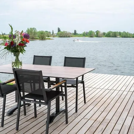 Villa Maritime 2p - On The Water *